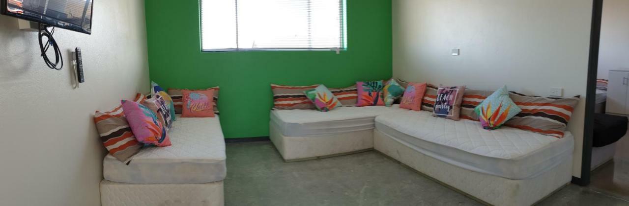 Bunkers Backpackers Hostel Busselton Exterior photo